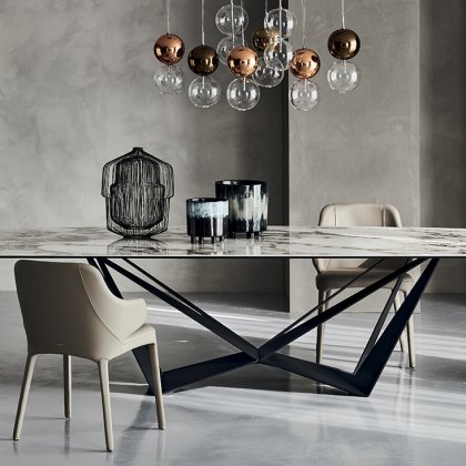 Skorpio Dining Table