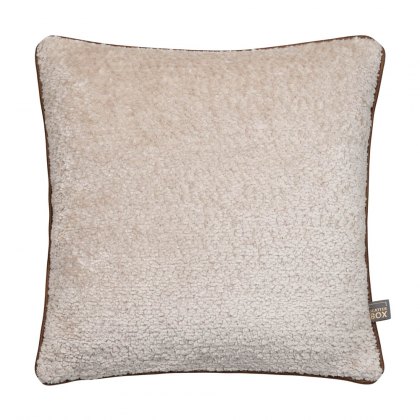 Quilo Scatter Cushion In Cream