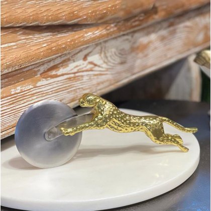 Hare or Leopard Pizza Cutter